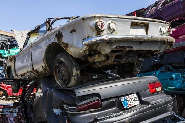 Top Benefits of Selling Your Junk Car for Cash in Detroit